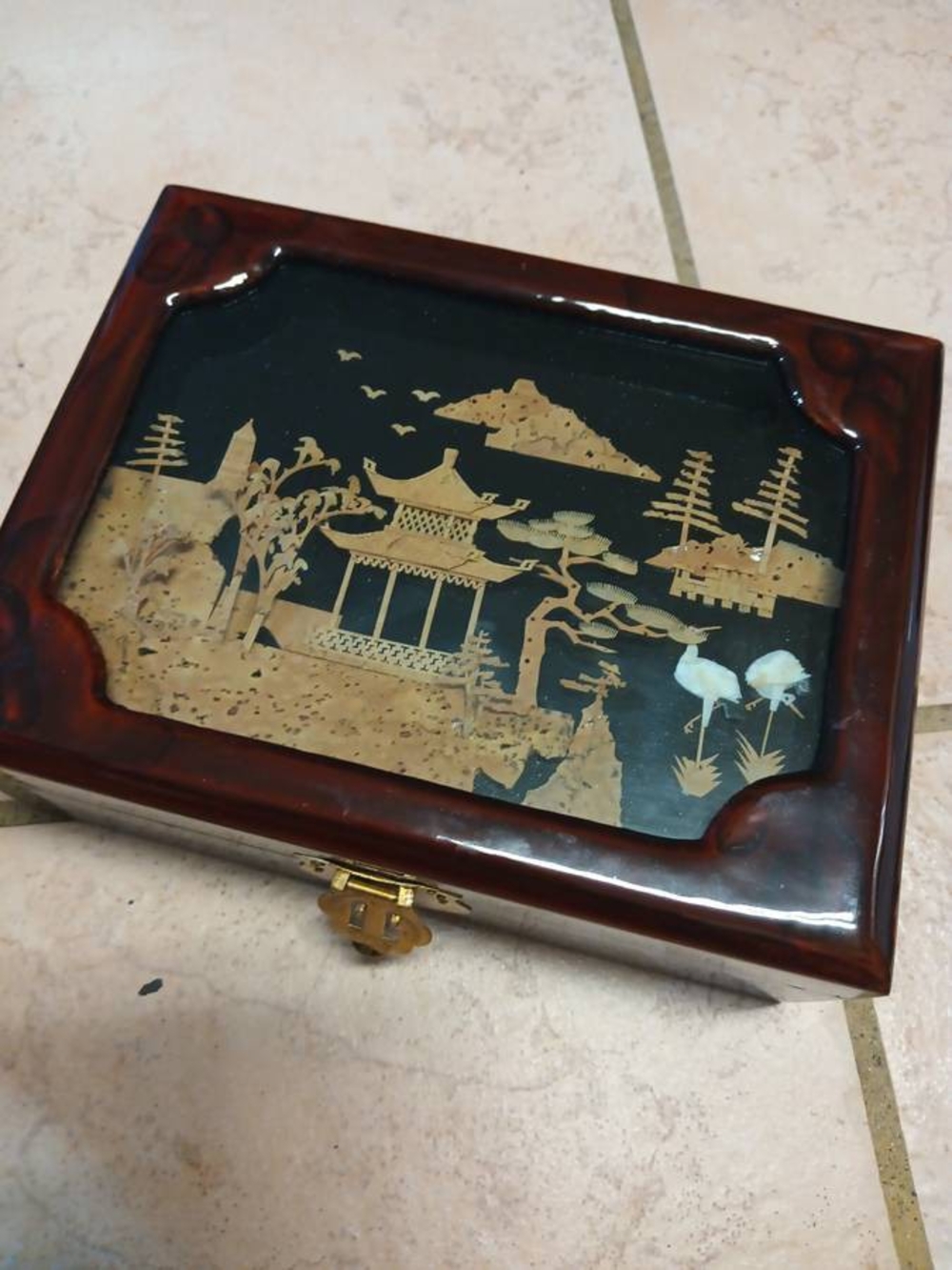 Oriental Lacquered Wooden Jewelry Box with Gold Scene